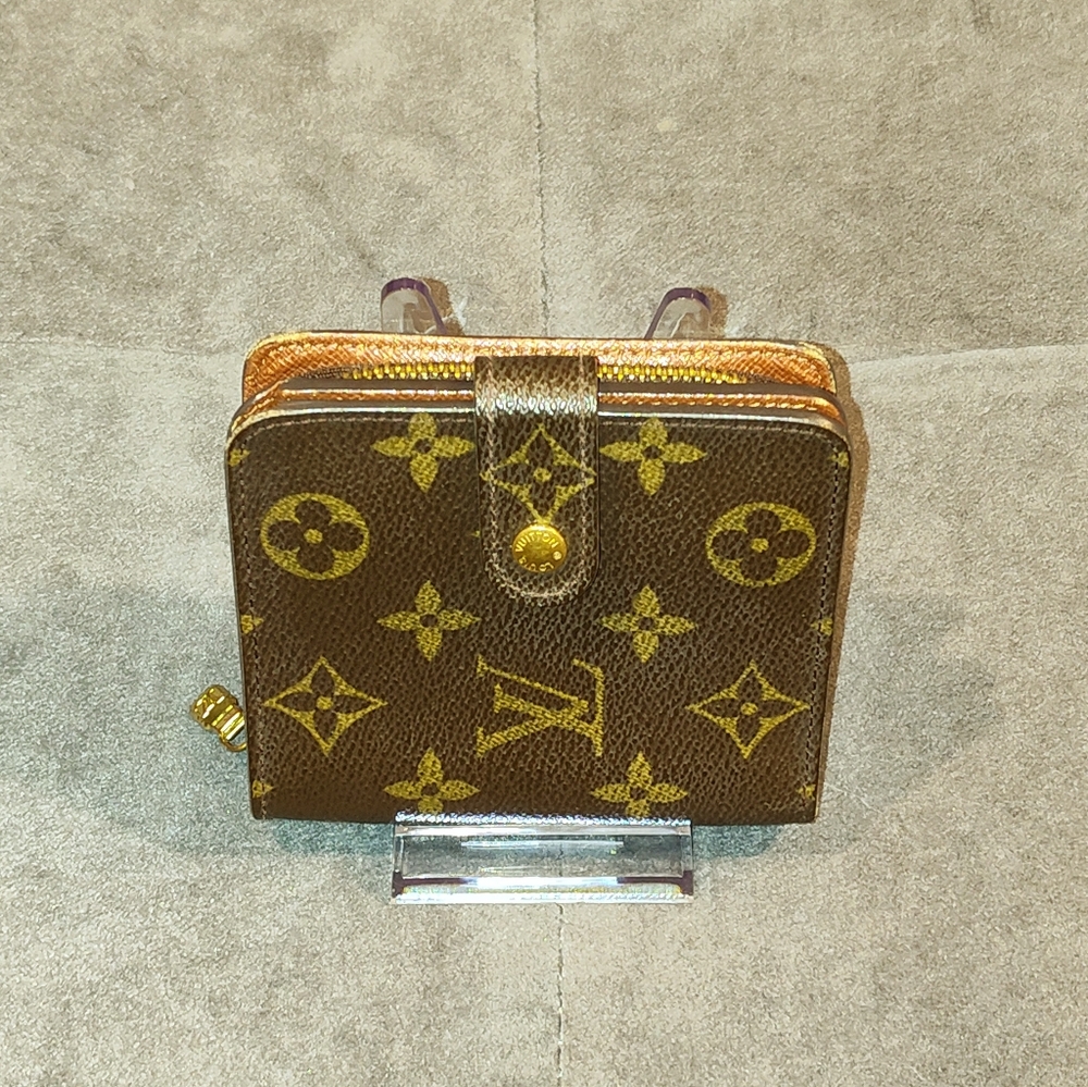 Euc Louis Vuitton Vintage Monogram Canvas Zip Compact Wallet